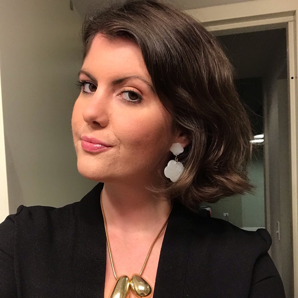 Meet your Posher, Abigail